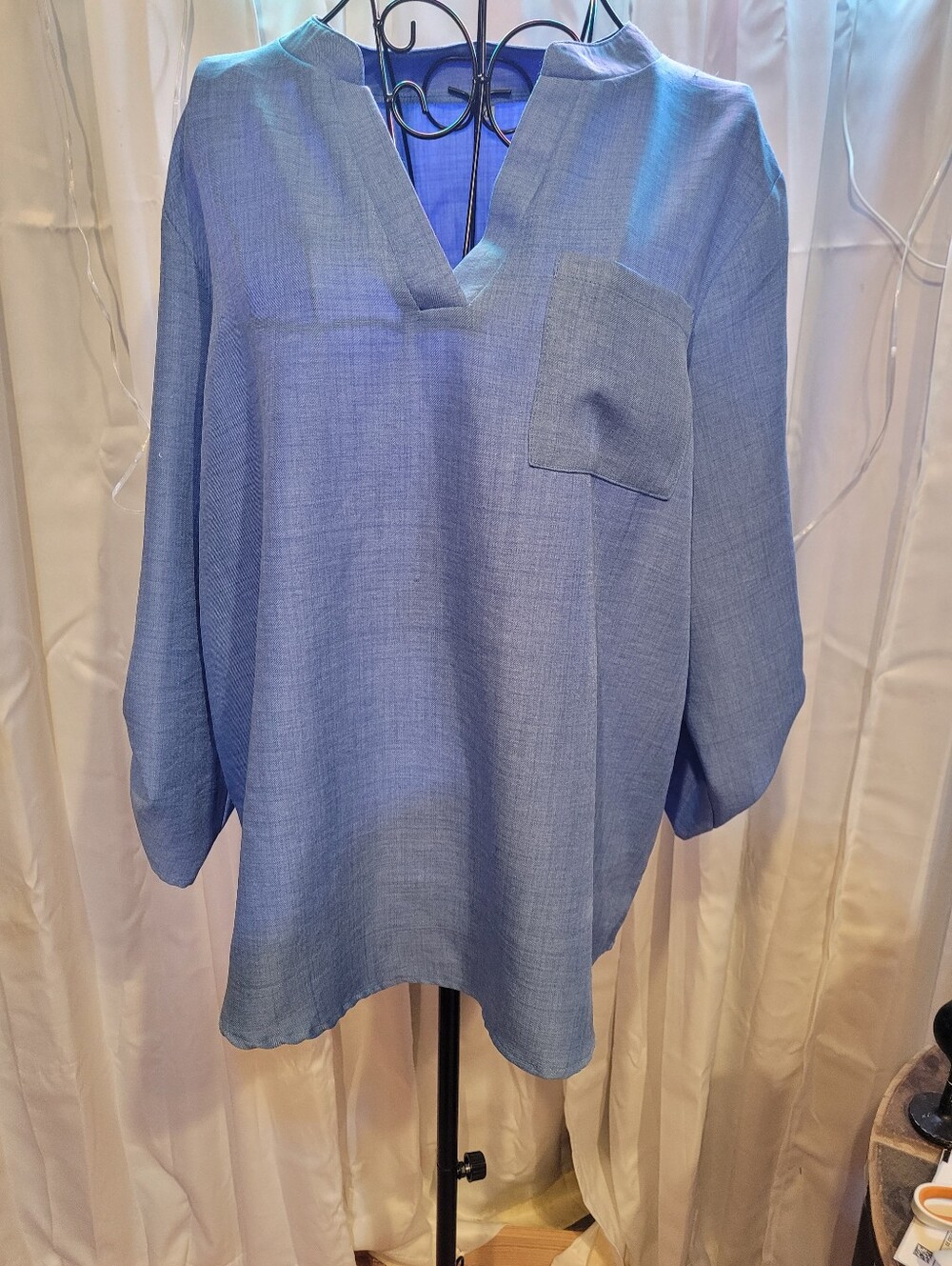 Amazon Light Blue Split-Neck Tunic with Chest Pocket